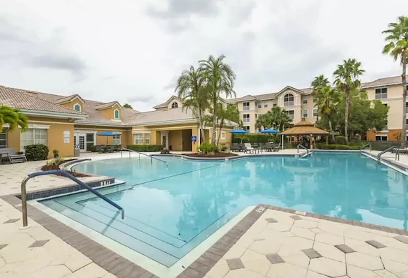 Image of Aston Gardens at Pelican Pointe (1)