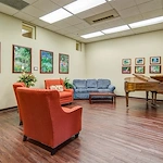 Image of Lake Oaks Apartments (2)