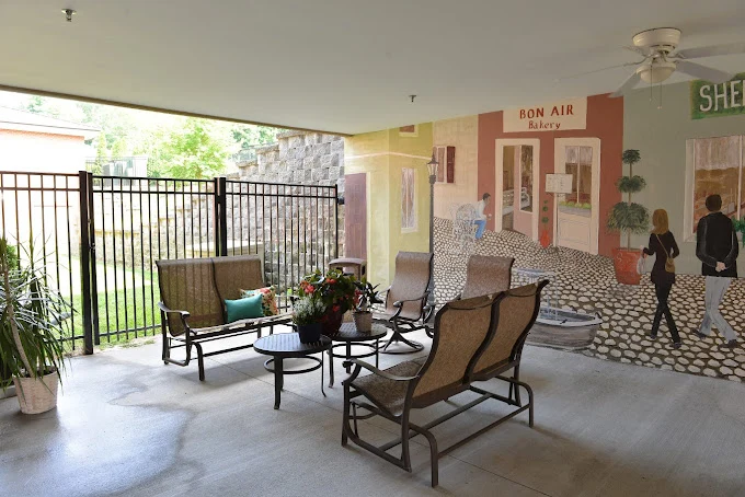 Image of Laurels Of Bon Air (10)