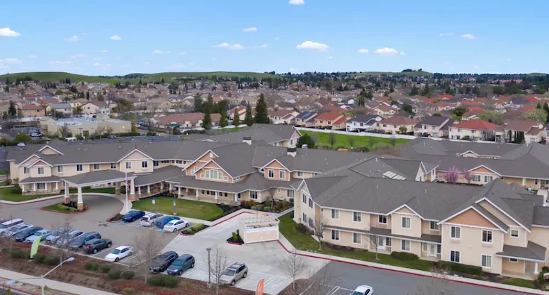 Image of The Commons at Dallas Ranch (2)