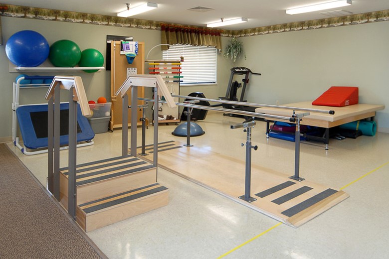 Image of Columbine Manor Care Center (4)