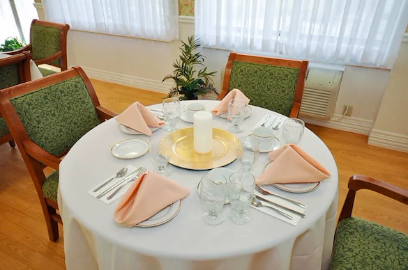 Image of The Pines at Utica Center For Nursing & Rehabilitation (4)