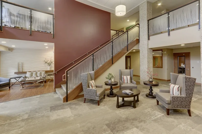 Image of The Legends at Silver Lake Village (10)