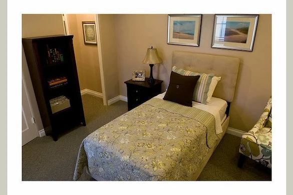 Image of Foothill Retirement (7)