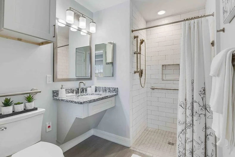 Image of Benchmark Senior Living at Putnam Farm (9)