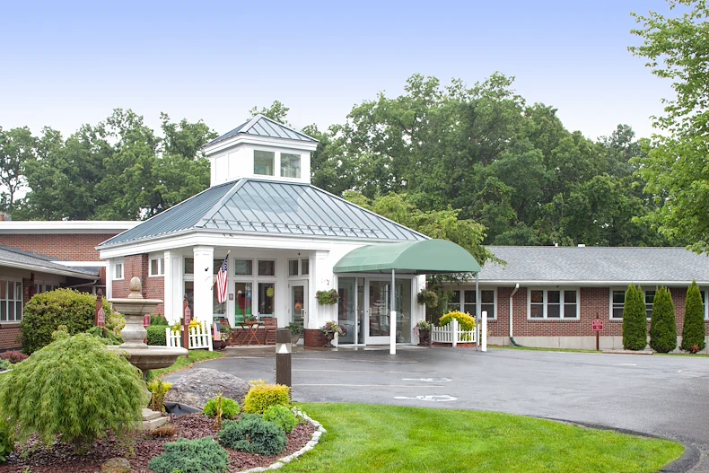 Image of Autumn Lake Healthcare at Glen Hill (1)