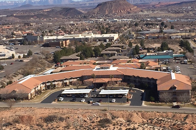 Image of Sterling Court Assisted Living Community (2)