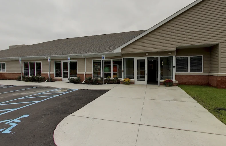 Image of The Manor of Farmington Hills (1)