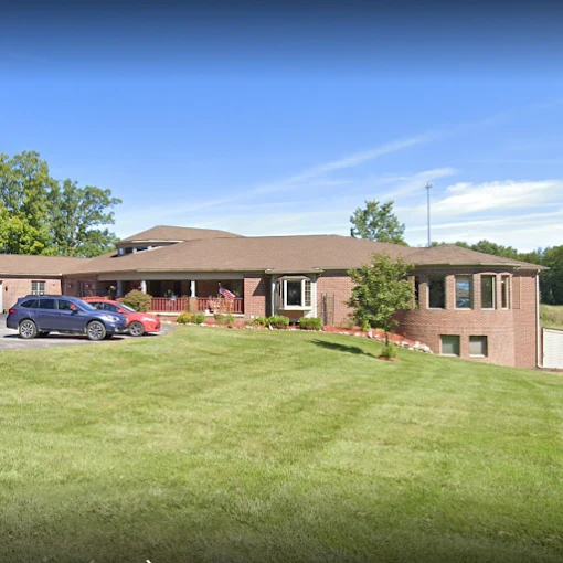 Image of Courtyard Manor Howell (1)