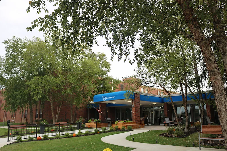 Image of Eagle's View (1)