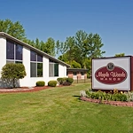 Image of Maple Woods Manor (1)