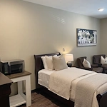 Image of Bellevue Assisted Living (2)