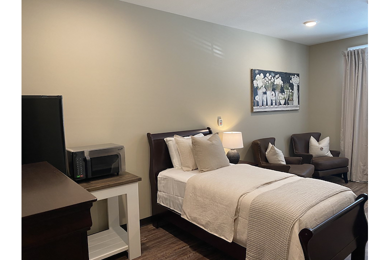Image of Bellevue Assisted Living (2)