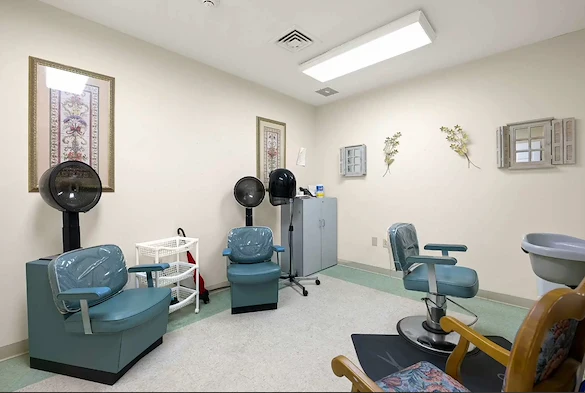 Image of Commonwealth Senior Living at Bon Air (3)