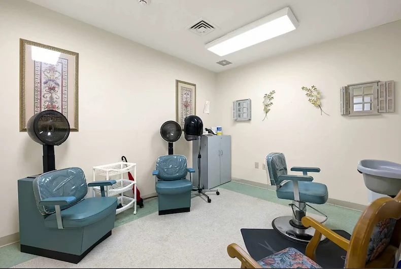 Image of Commonwealth Senior Living at Bon Air (3)