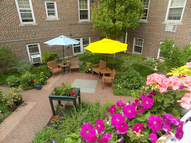 Image of Hartwell Place (6)