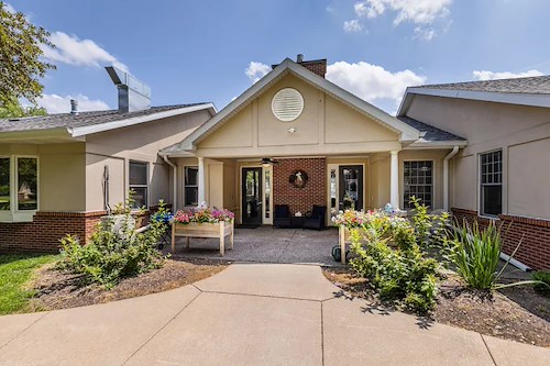 Image of Country Manor Memory Care (2)