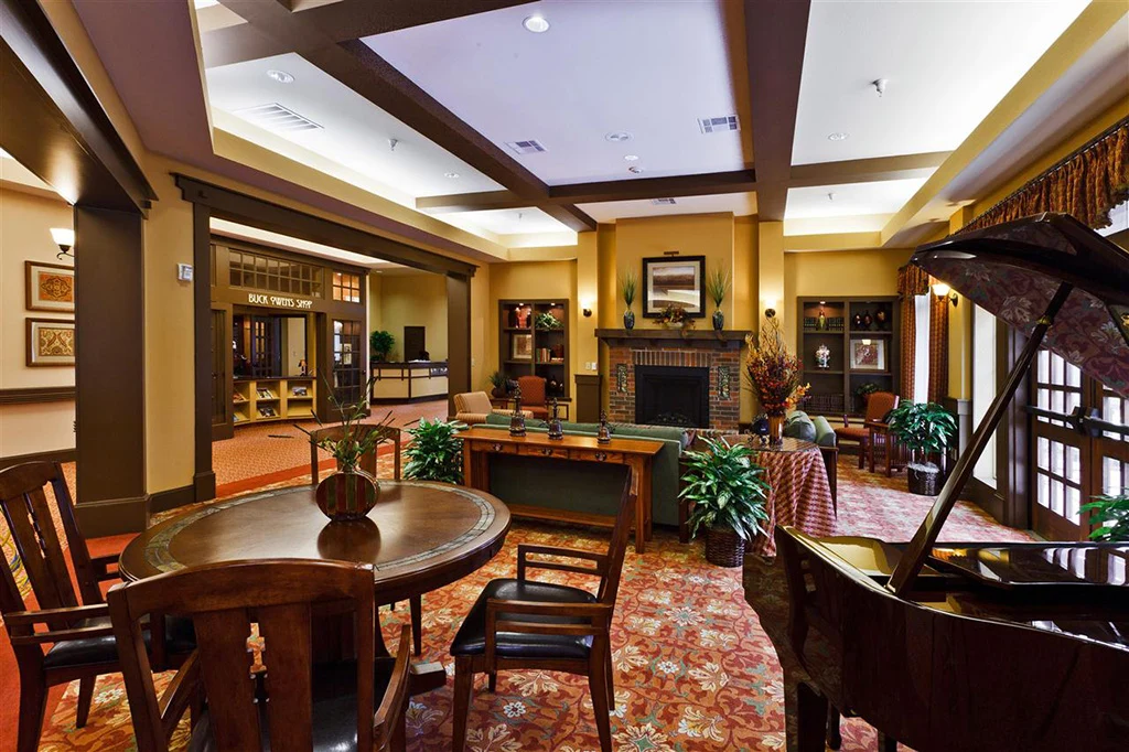 Image of Beacon Hill (9)