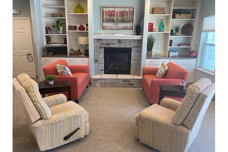 Image of Woodhaven Senior Living at Bay City (6)