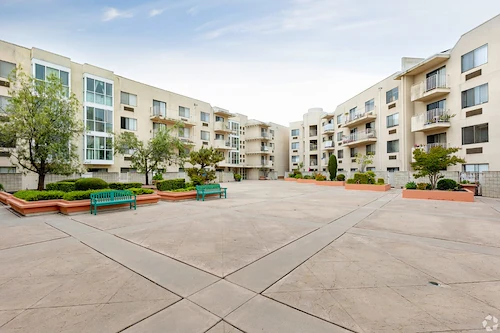 Image of Grand Plaza Senior (2)