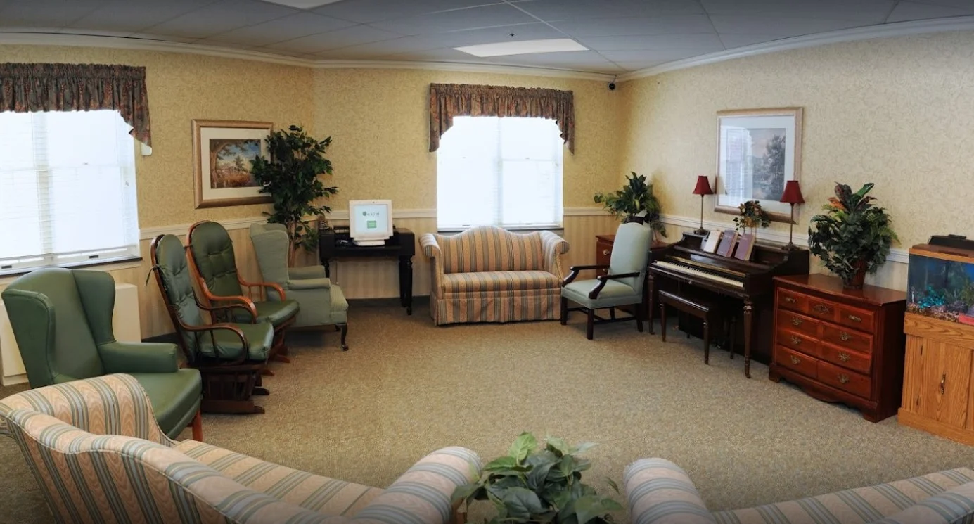 Image of Crescent Grove Senior Living (4)
