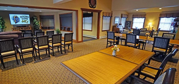 Image of Renaissance by Rennes - De Pere (2)