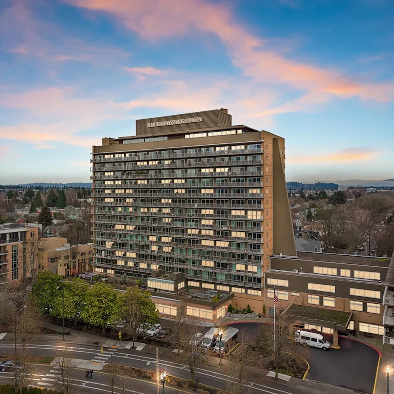 Image of Holladay Park Plaza Health Center (1)