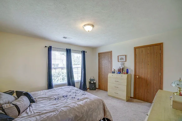 Image of Lightner Greene (6)