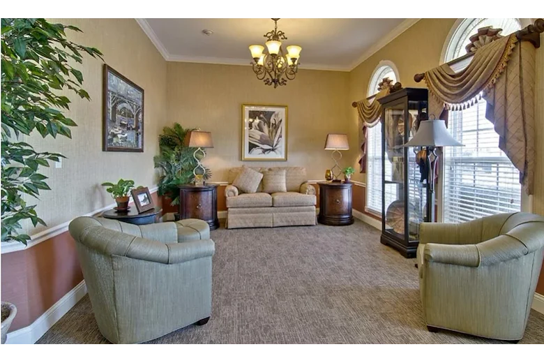 Image of Parkway Gardens Senior Living (8)