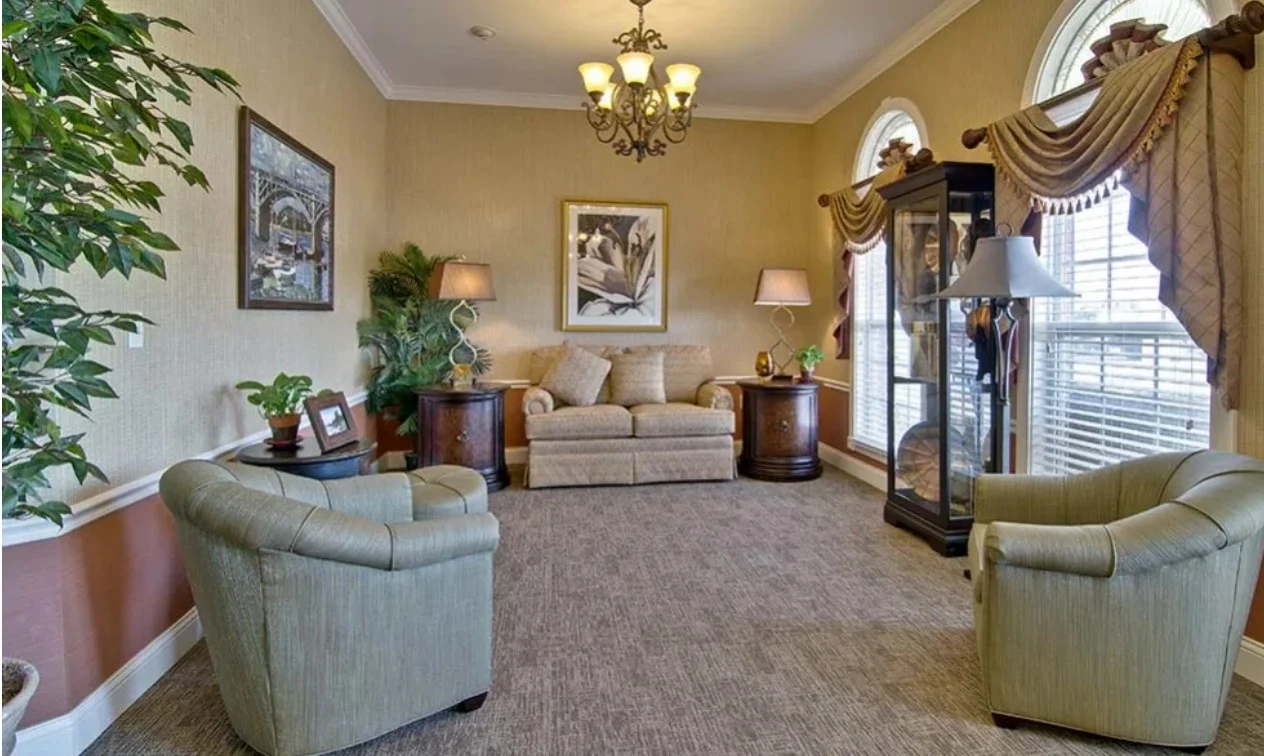 Image of Parkway Gardens Senior Living (8)