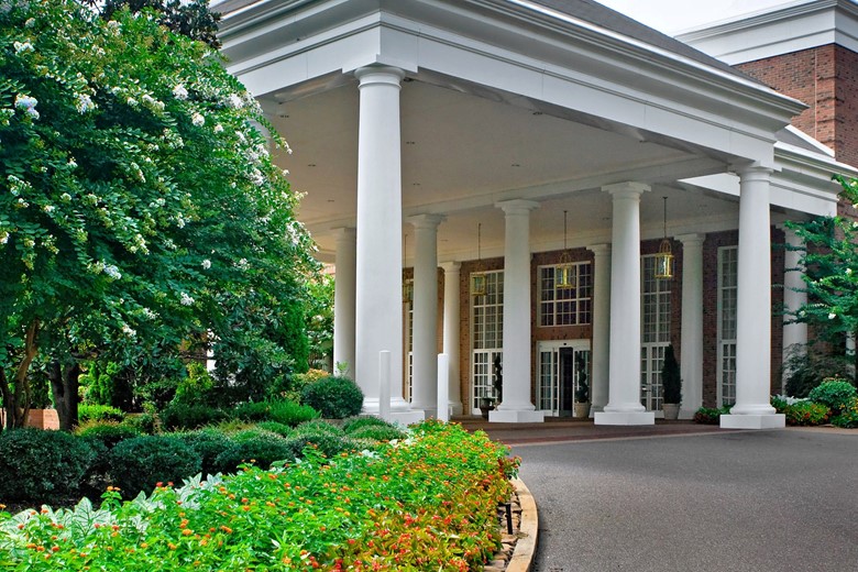 Image of Kirby Pines Manor (5)