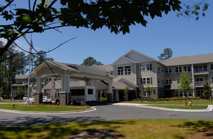 Image of Summerville Estates Gracious Retirement Living (1)