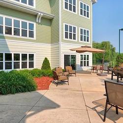 Image of Water’s Edge Senior Living (2)