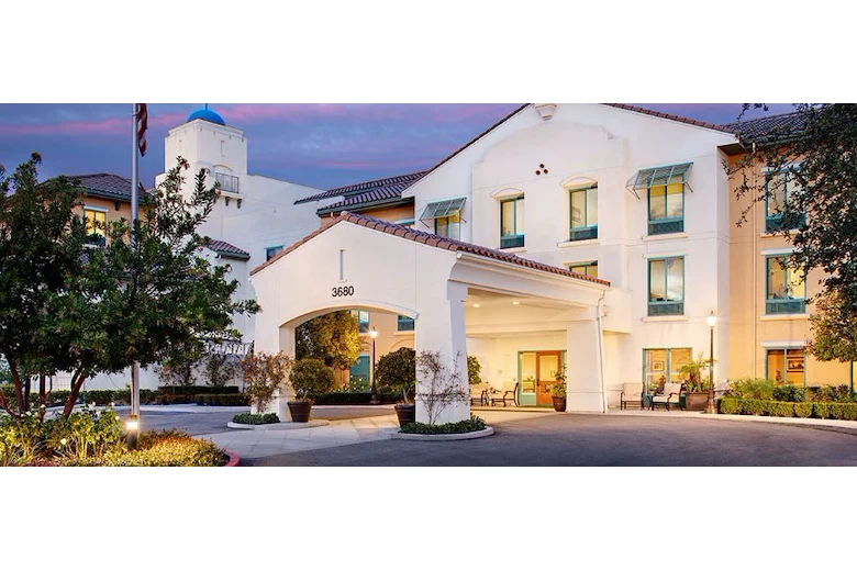 Image of Belmont Village Thousand Oaks (1)