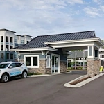 Image of Lakeside at Waterman Village Retirement (1)