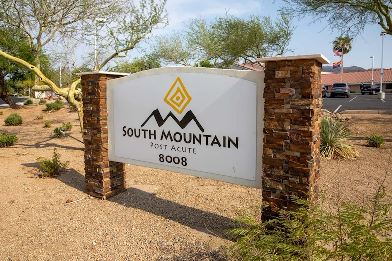 Image of South Mountain Post Acute (8)