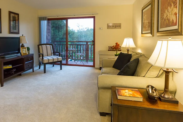 Image of Brookdale Chanate (7)