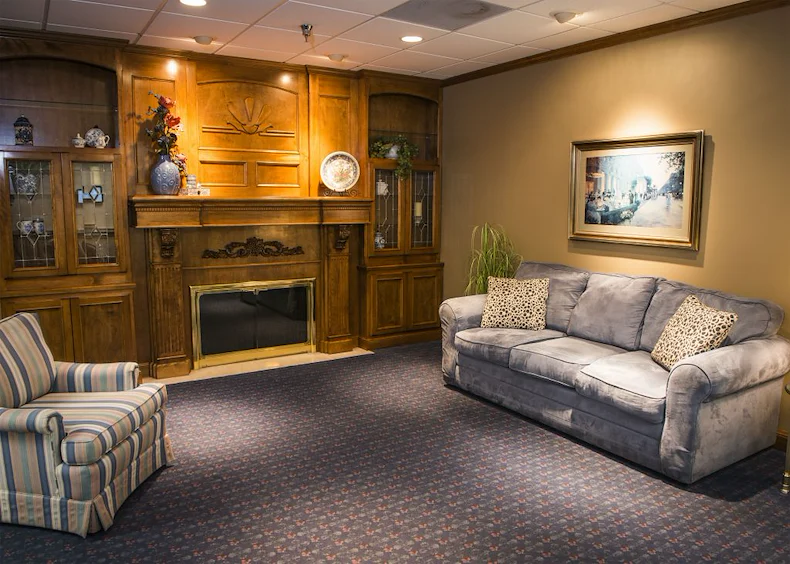 Image of McCrite Plaza Topeka Senior Living (4)