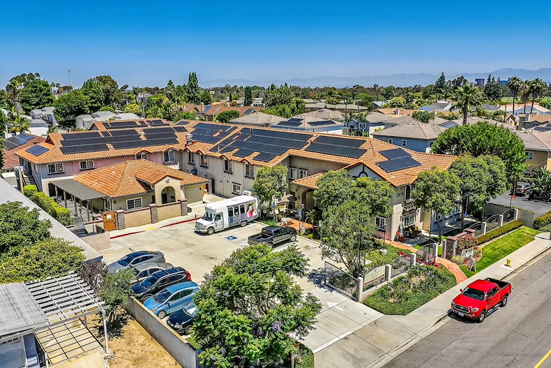 Image of Costa Mesa Senior Living (2)