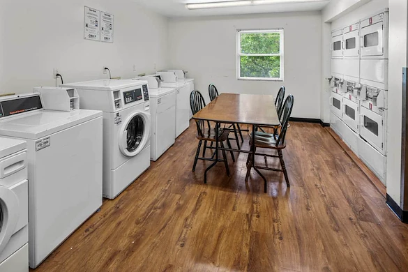 Image of John L. Glenn Residential Center (2)