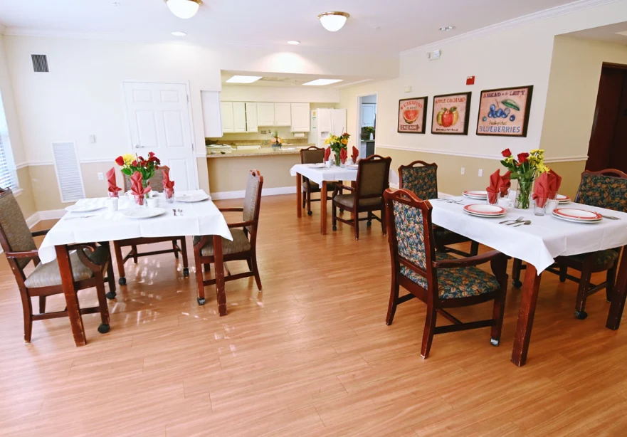 Image of The Courtland Howell (6)