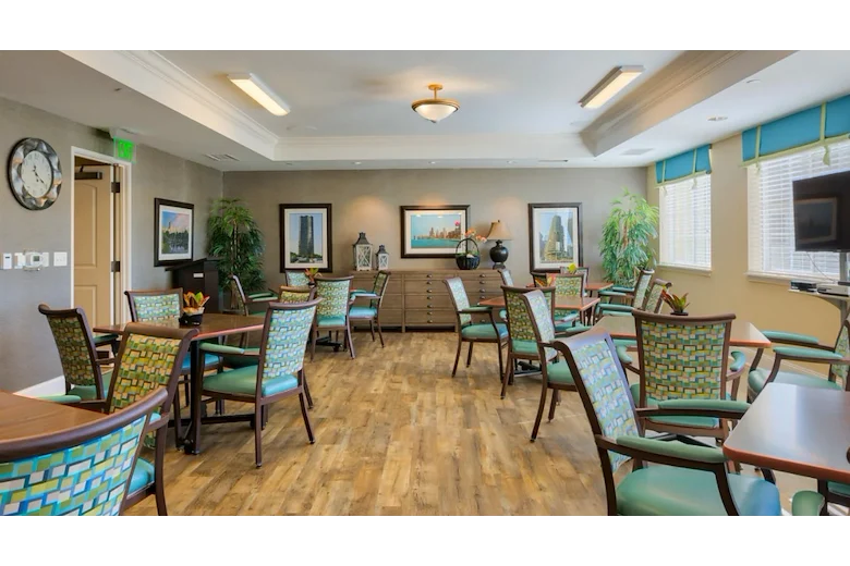 Image of Green Oaks Senior Living (7)