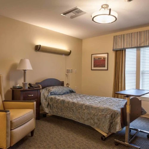 Image of Seabury (4)