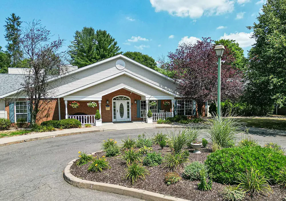 Image of Arden Courts at Farmington (2)
