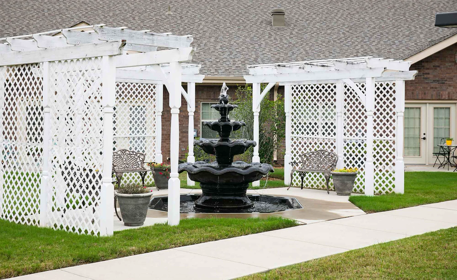 Image of Hearthside Senior Living of Bartlett (4)