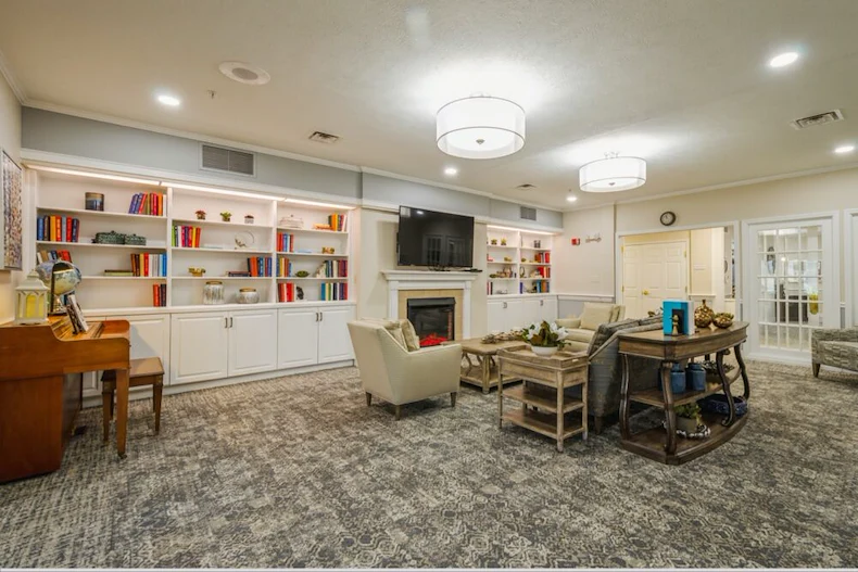 Image of Northwood Manor (5)