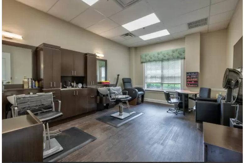 Image of Aston Gardens at Parkland Commons (7)