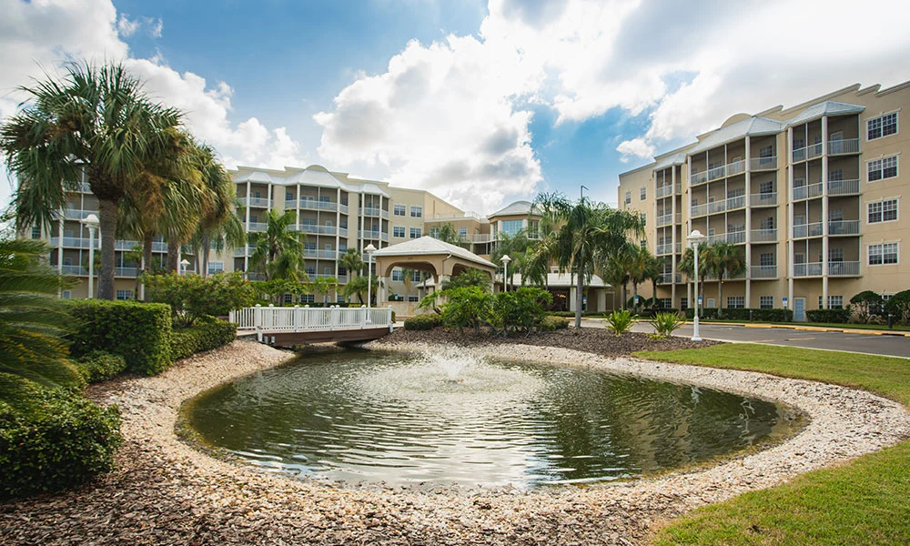 Image of Regal Palms (3)