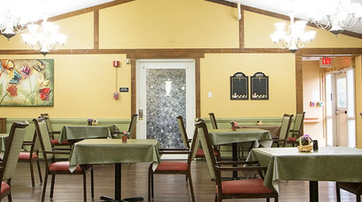 Image of Crystal Care Center Of Ashland (5)