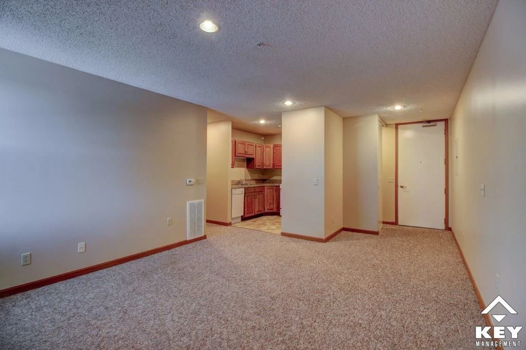 Image of Regal Plaza (3)